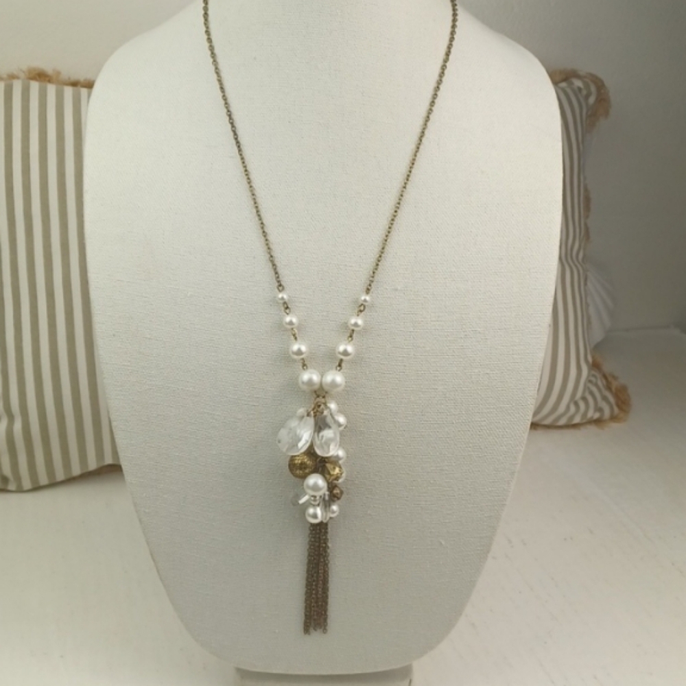 Vintage Victorian Style Pearly, Brassy & Resin Bead Bolo Chain Fringe Necklace